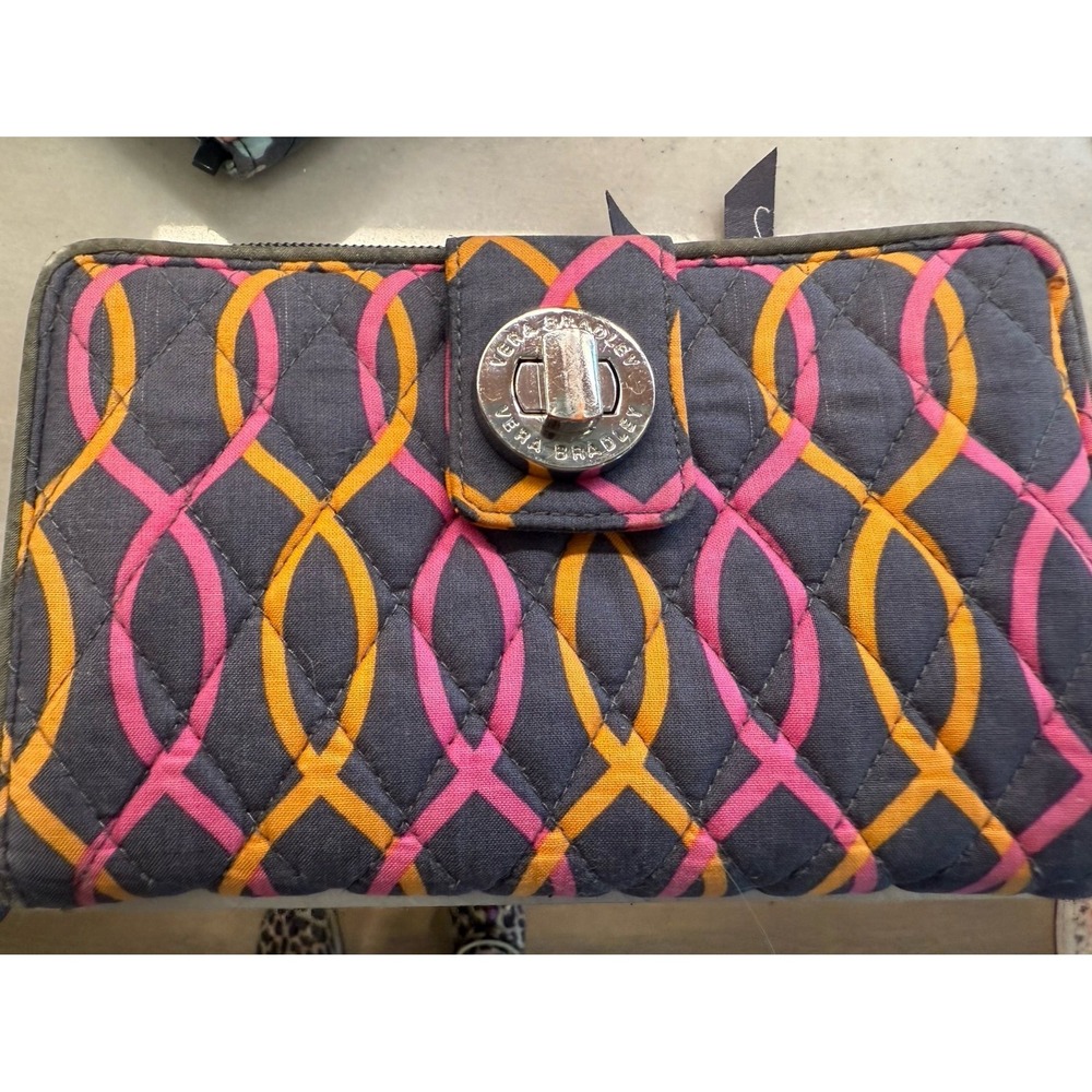 Vera Bradley Turn Lock Wallet Jazzy Swirls‎ Pattern Gray Pink Orange